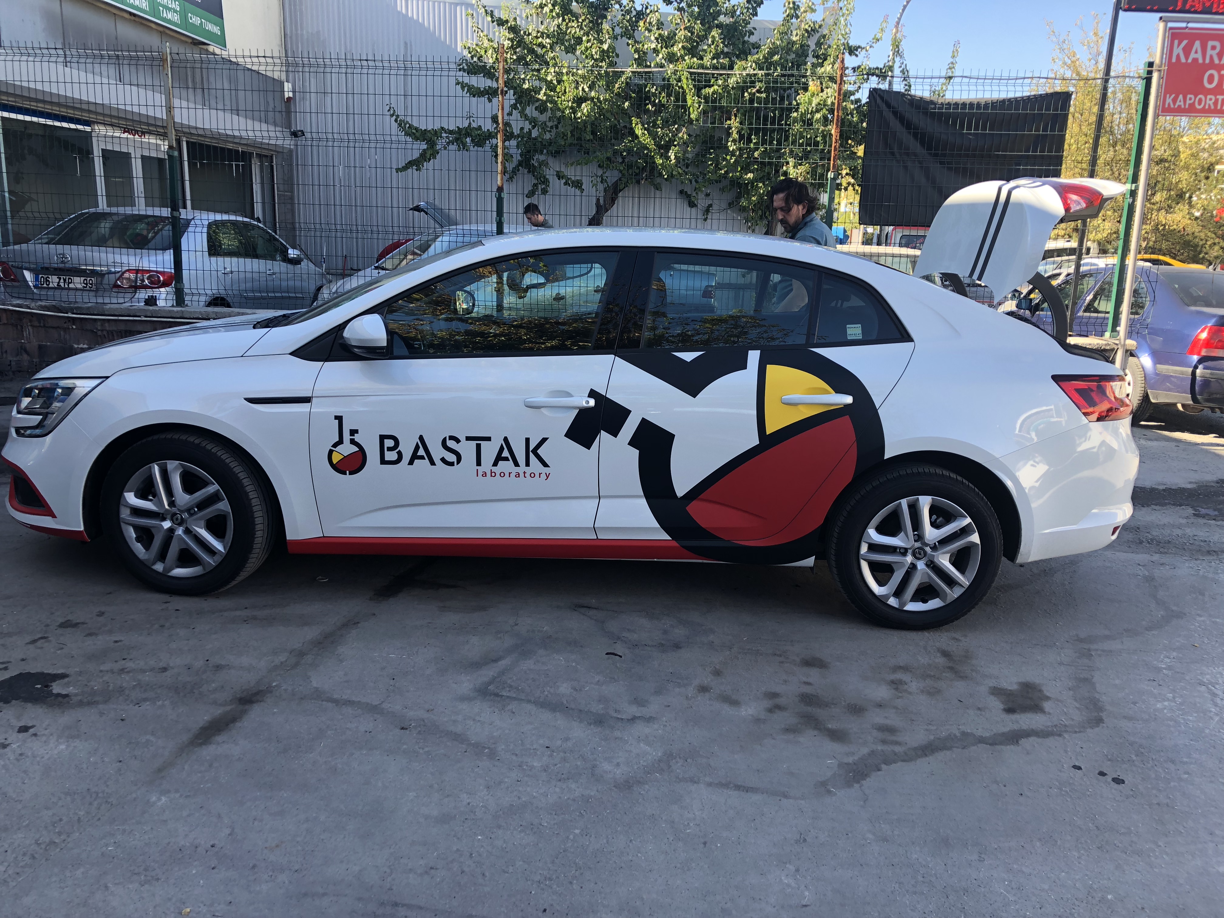 Arac Giydirme Uygulamasi